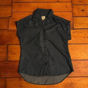 Tilley blue size small tunic shirt. Denim style, relaxed, spring, hiking